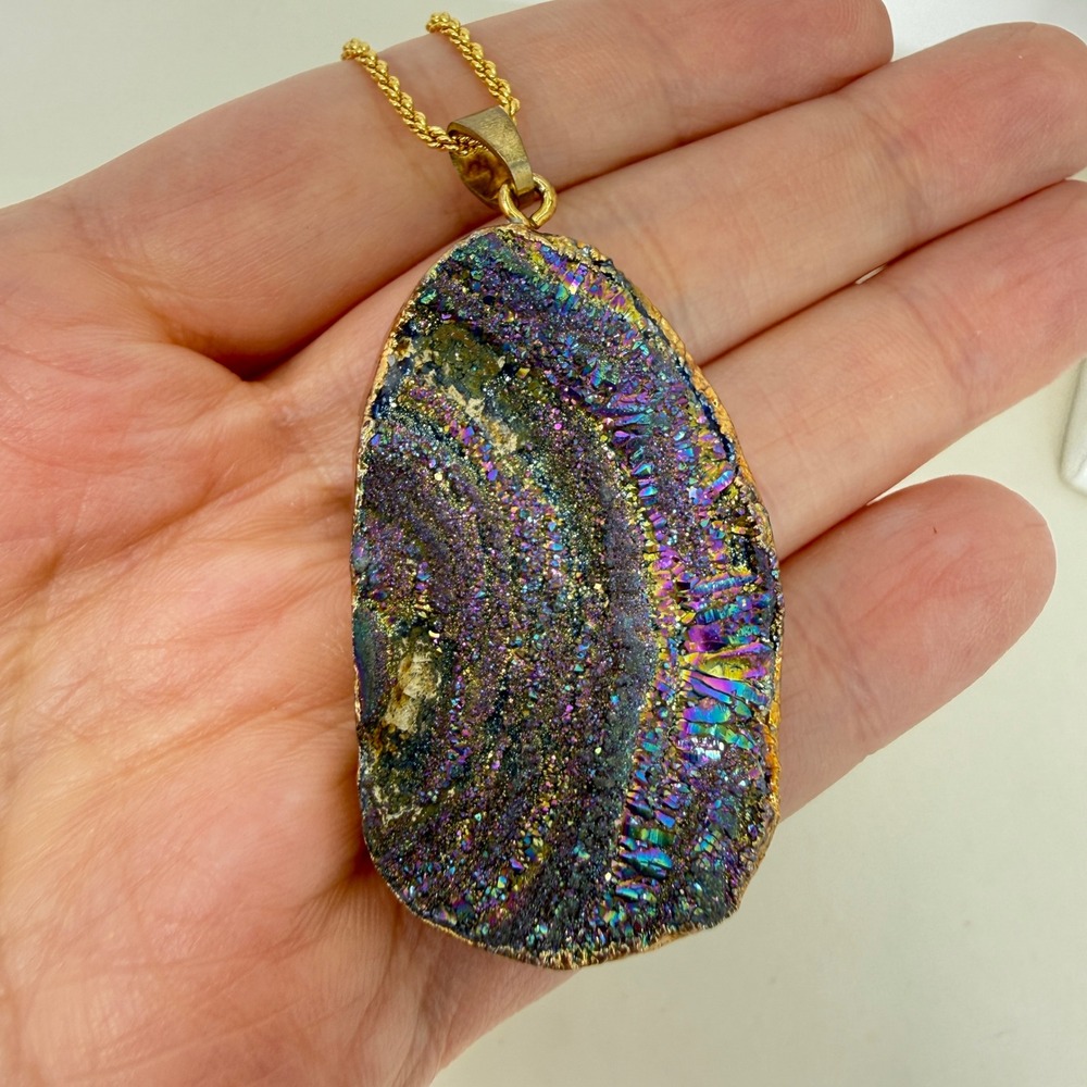 Napier Aura Druzy Quartz Necklace Pendant Gold Tone‎ Long Length Chain